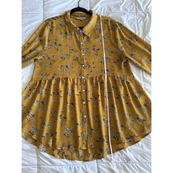 See and Be Seen Yellow Floral Long Sleeve Button Down, High/Low Size Large EUC - Picture 3 of 12
